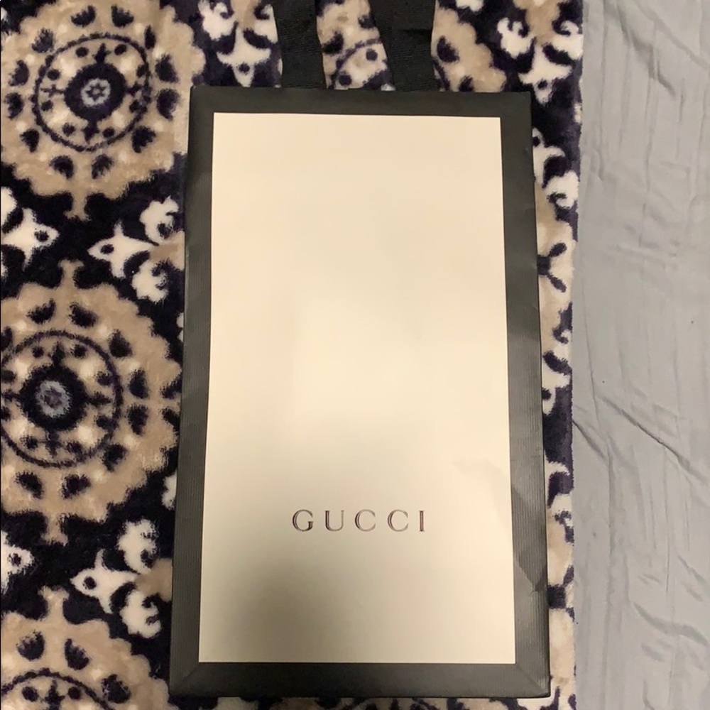 Gucci small/medium size shopping bag